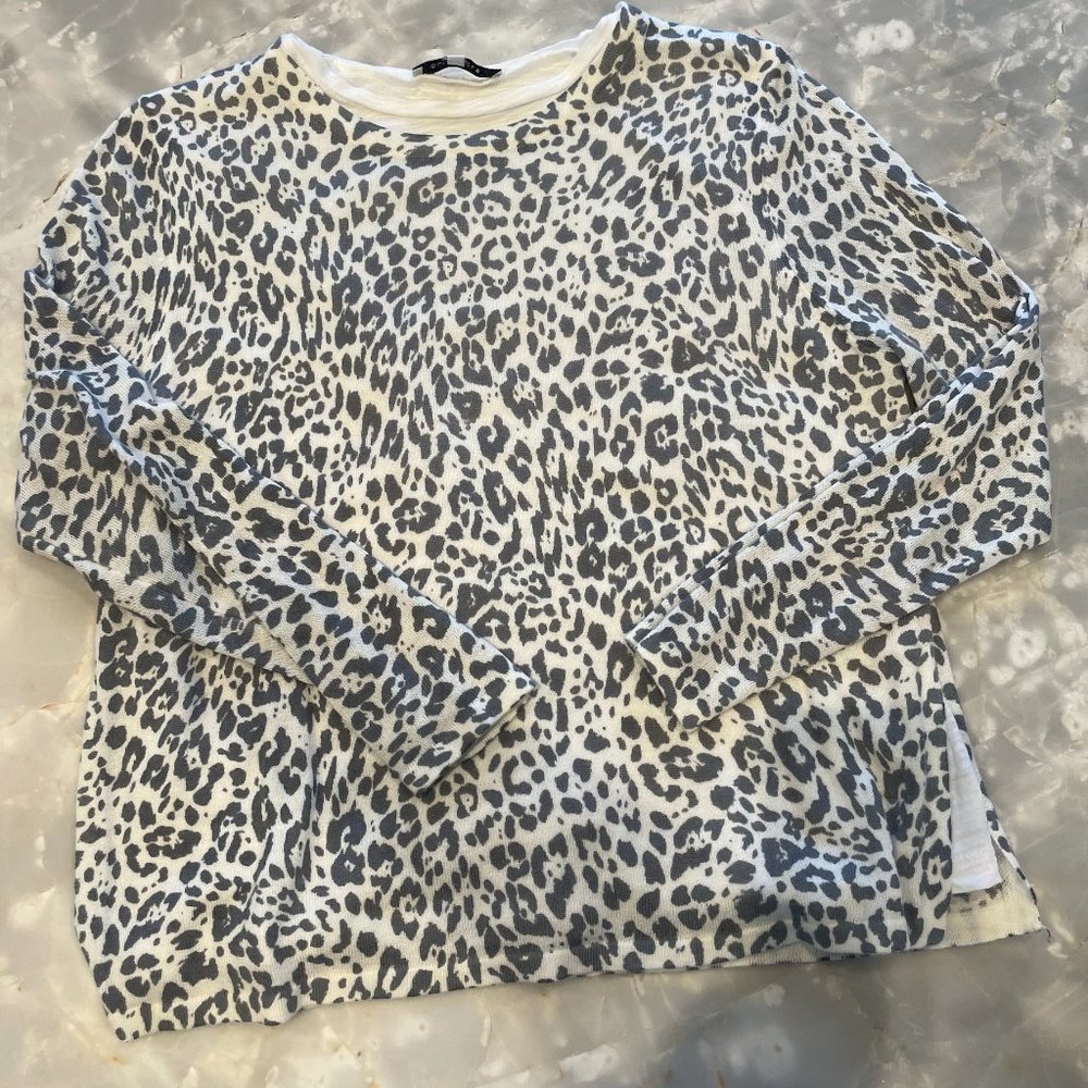 Olivaeceous Layered Leopard Top